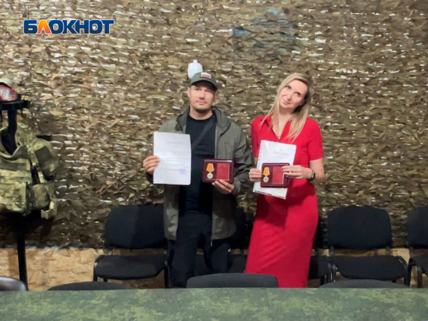 Редактор «Блокнот Донецк» Светлана Ларина удостоена медали Министерства обороны России