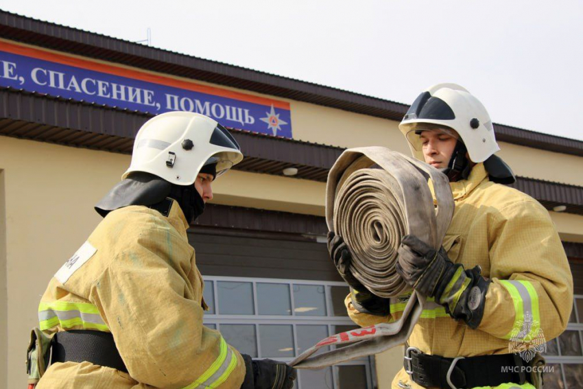 Пожар в Дебальцево: двое детей спасены