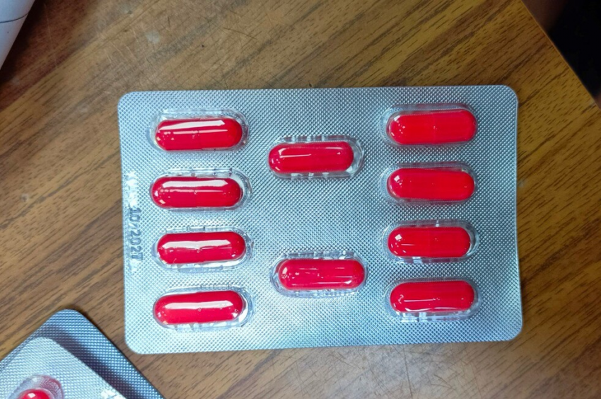 Таможенники поймали жительницу ДНР на ввозе амфетаминоподобных капсул