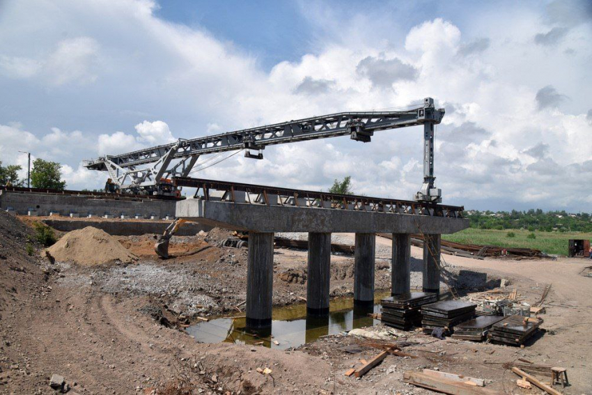 Росавтодор и ДНР начали сотрудничать: предстоит «пятилетка» ремонтов дорог  