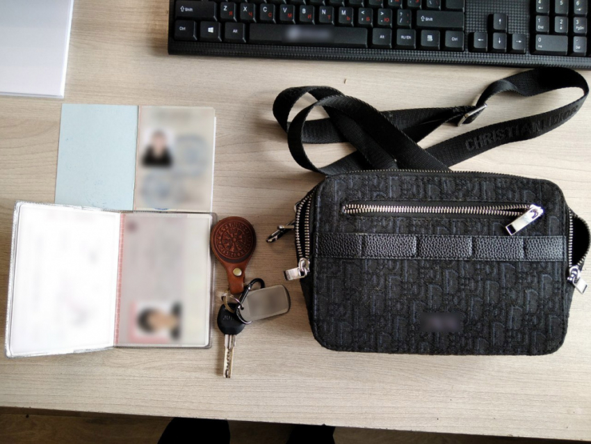 Ранее судимый житель Тореза обокрал влюбленную пару