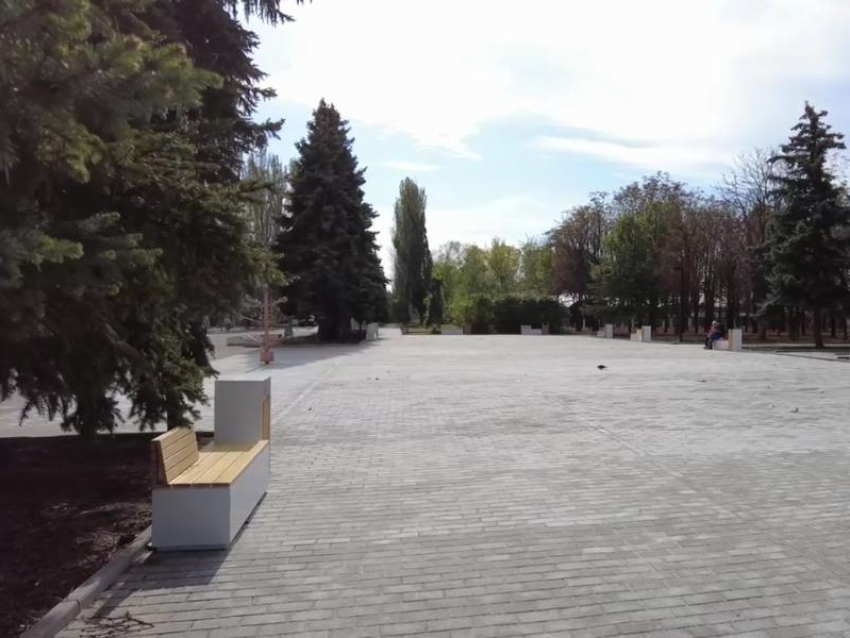  Всего за четыре месяца якутские строители серьезно преобразили парк города Кировского