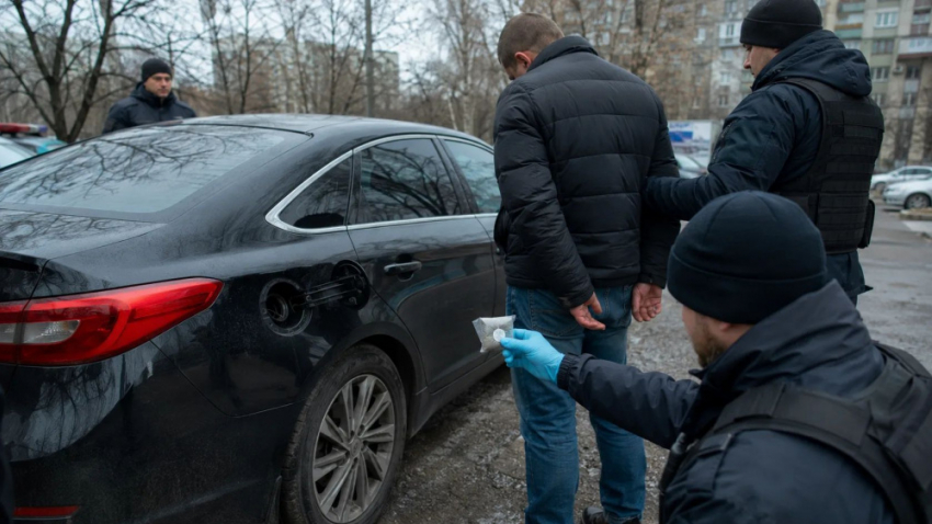 Донецке у мужчины конфисковали Hyundai за наркотики в бензобаке