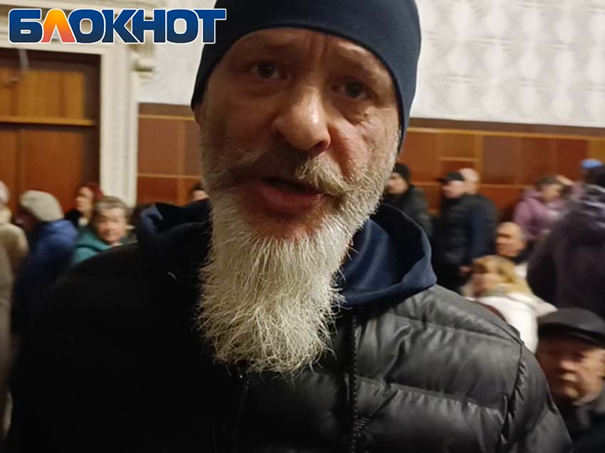 «Приехал с войны, ни света, ни воды»: житель поселка Абакумова в Донецке пожаловался на коммунальные условия