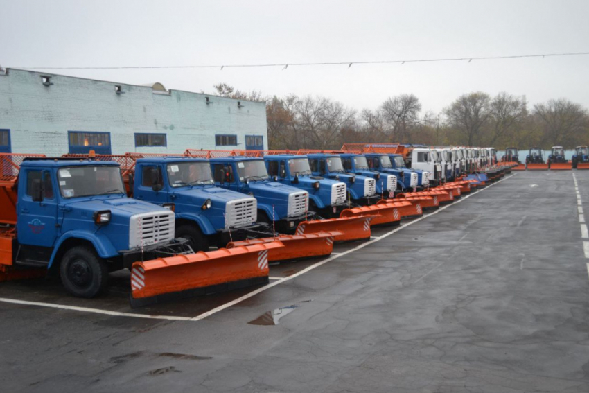 К зиме в ДНР готово 232 снегоуборочные машины