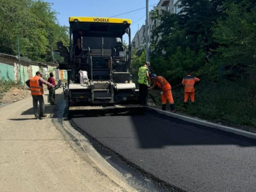 Ремонт дороги: ГАИ ДНР предупреждает водителей об опасных участках