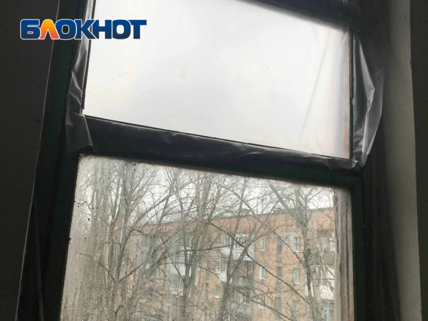 Ремонт за пленку: жители Бирюзова, 42 в Донецке добились косметических работ, но не капремонта