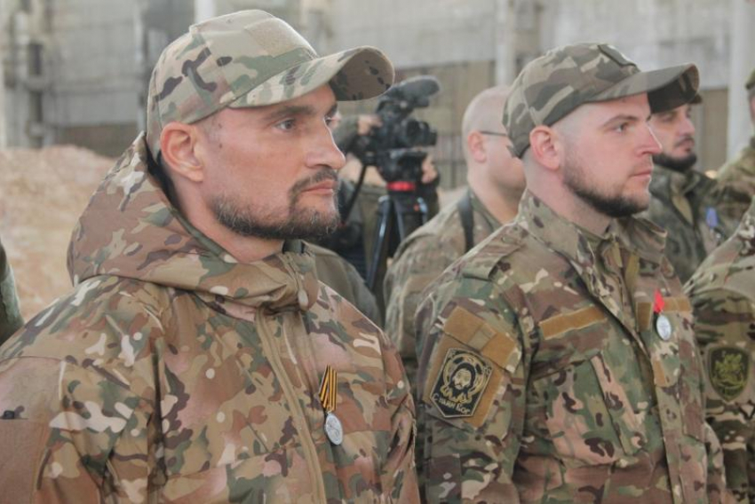 «Буду бороться, пока сердце бьется»: в ДНР наградили бойцов двух подразделений
