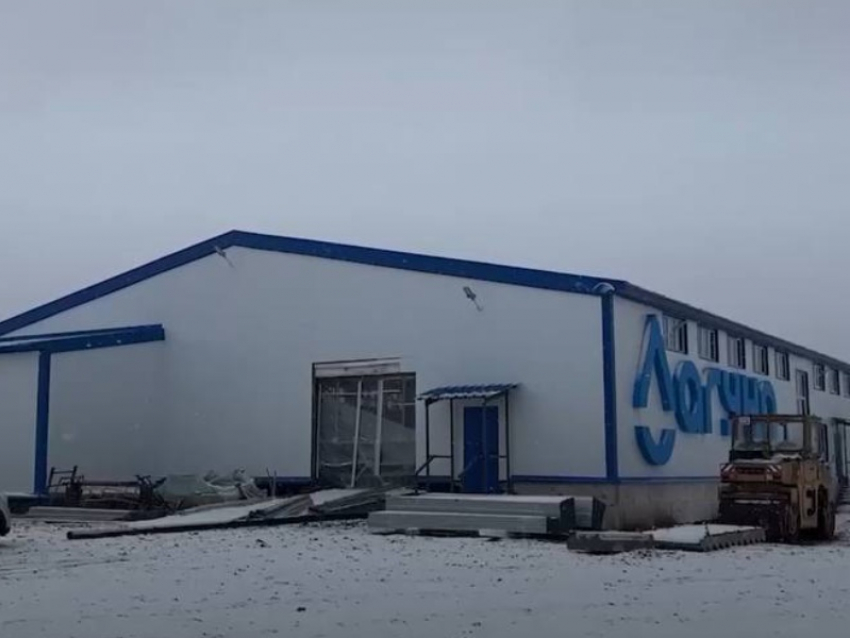 В ДНР завершают строительство завода по производству бутиллированной воды