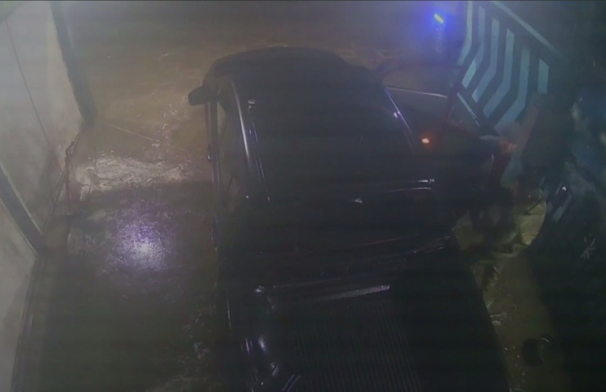 Боевик ВСУ попался на краже пылесоса с автомойки в Краматорске, видео