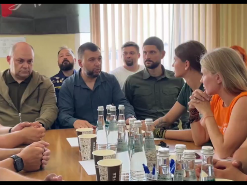 Пушилин посетил Курск с рабочим визитом и встретился с волонтерами