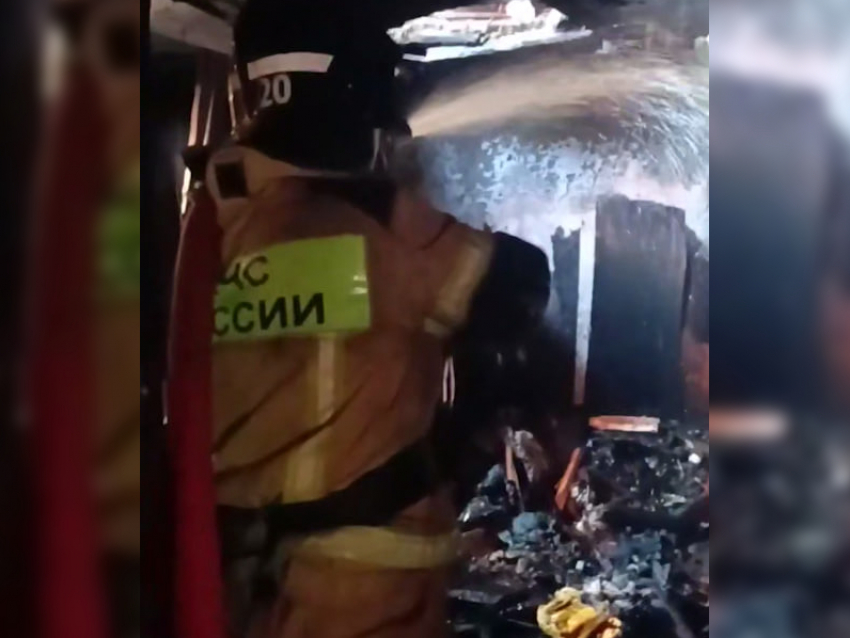 Мужчина и женщина сгорели заживо в собственном доме в Макеевке
