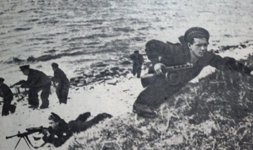Штурм с моря и 701 день ада: героическая история освобождения Мариуполя