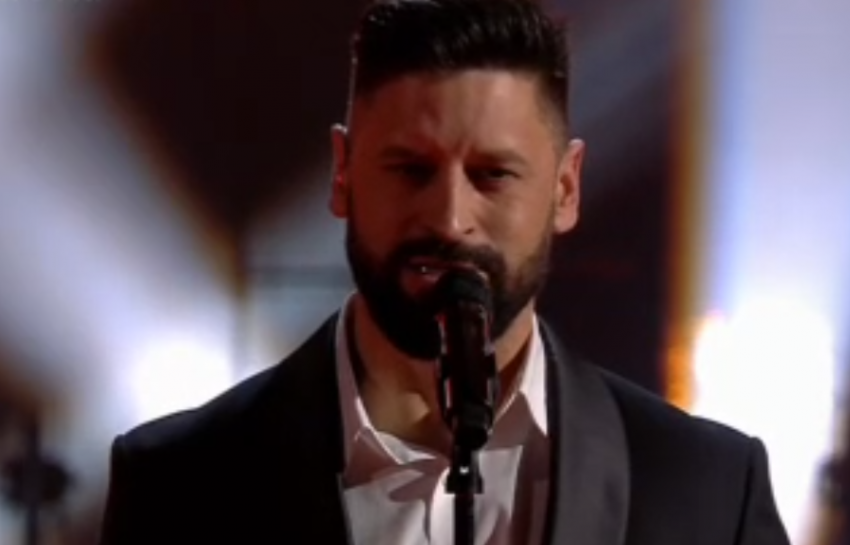 Известный военный блогер «Крупнокалиберный переполох» в шоу «Голос» посвятил песню Донецку 