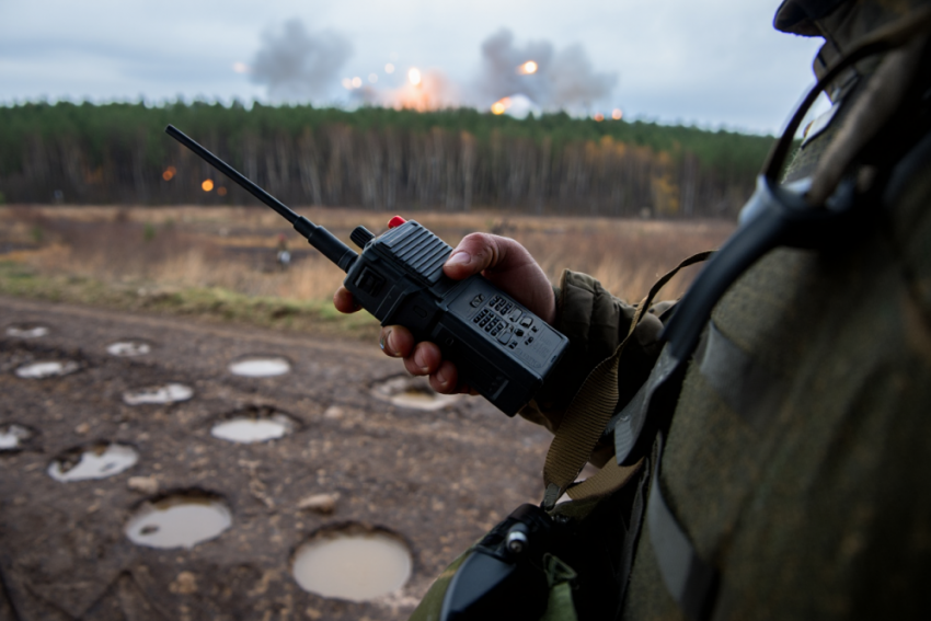 «Сломанная нога — не повод отступать»: появился будоражащий радиоперехват с позиций ВСУ под Покровском