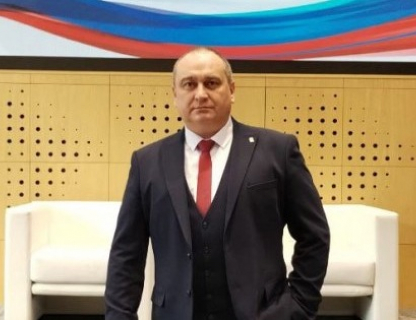 Кадровые перестановки в ДНР: Денис Пушилин отстранил от должности министра спорта и туризма региона