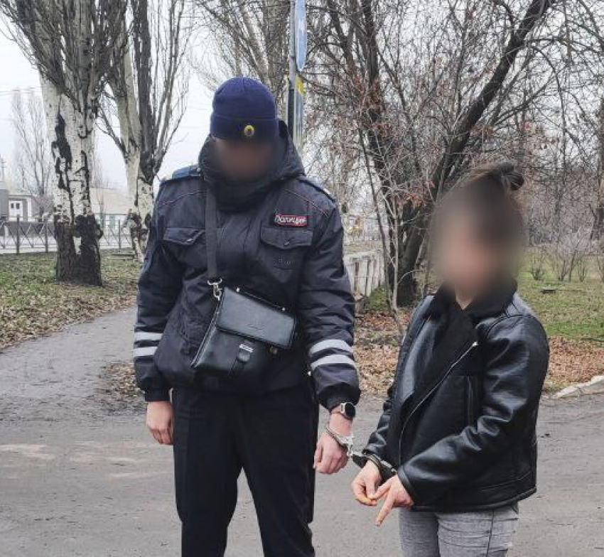 Жительнице Тореза грозит 20 лет провести за решеткой за продажу наркотиков