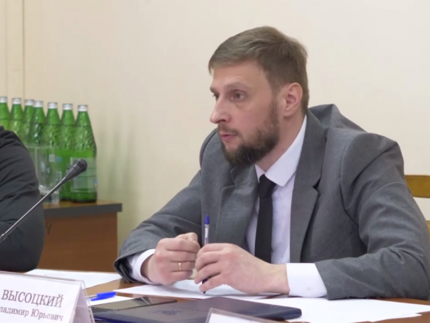 Главой избиркома ДНР выбран Владимир Высоцкий: масштабные выборы пройдут в Республике 10 сентября 2023 года