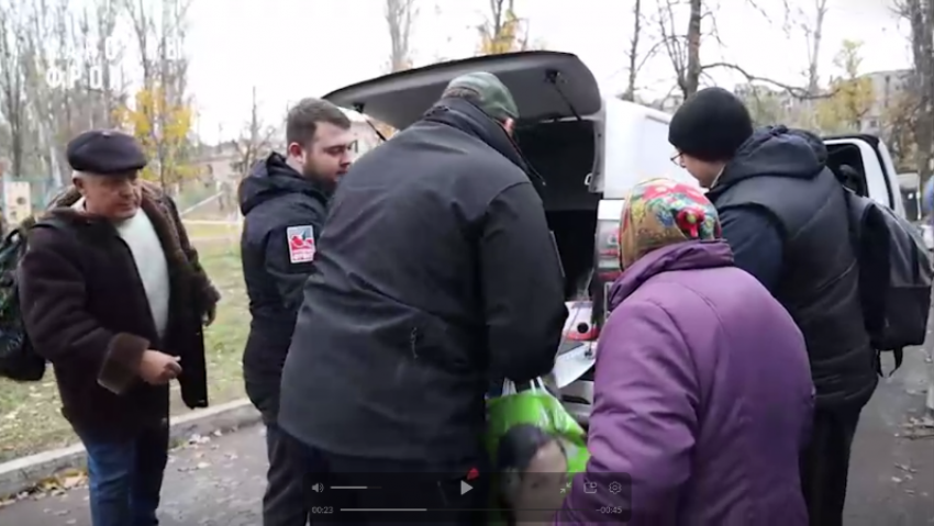 Беженцев из Селидово эвакуируют из Авдеевки в Ясиноватую