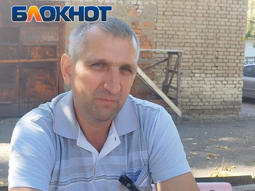 Беженец из Новогродовки: выходили около суток, постоянно прятались от дронов ВСУ