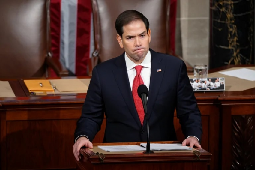 Новости СВО: США принуждают Украину к миру, космовойска ВСУ и потерянный Северск