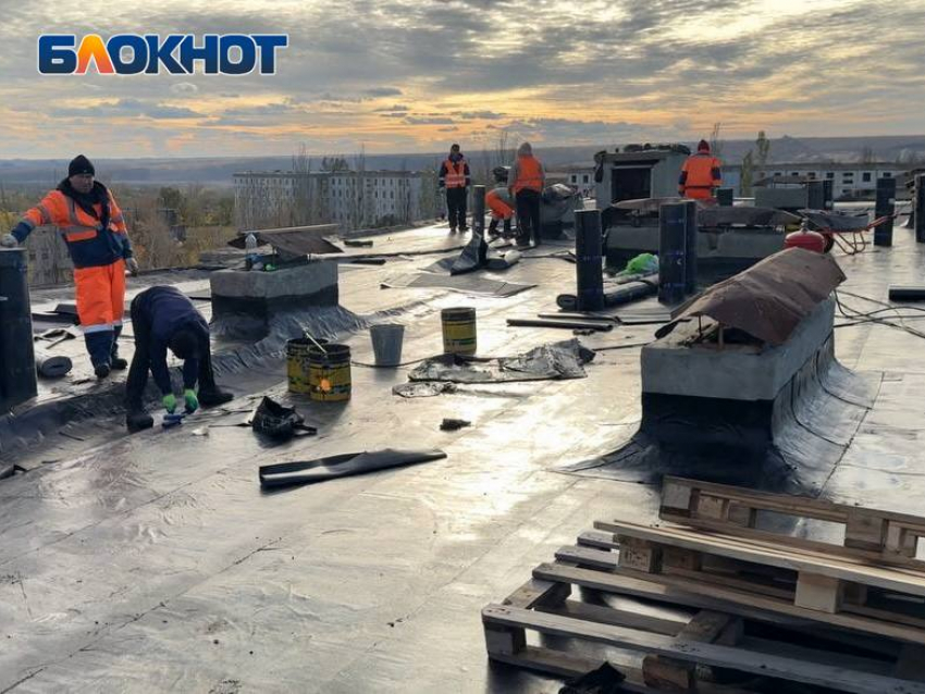 Обновить крышу и заменить лифты в 60-ти домах Донецка обещают власти республики к 2030 году 