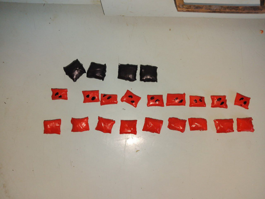 Жительница Горловки может 20 лет провести за решёткой за попытку продавать наркотики